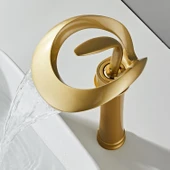 Lüks Gold Şelale Çanak Lavabo Bataryası Premium Tek Kollu Tezgah Üstü Musluk Otel Özel Tasarım - 4