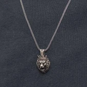 Gümüş Taçlı Aslan Figürlü Erkek Kolye thumbnail 5