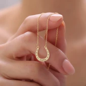 925 Ayar Gümüş İsimli Şans Sembolü Nal Kolye thumbnail 1