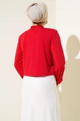 Degaje Yaka Omuz Vatkalı Sandy Bluz Kırmızı thumbnail 3
