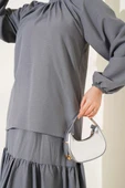 Yakası Büzgülü Etekli İkili Takım Gri thumbnail 4