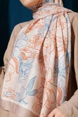 Antik Çiçekli Soft Şal Latte thumbnail 4