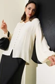 Bebe Yaka Düğme Detaylı Gofre Bluz Ekru thumbnail 1
