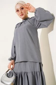 Yakası Büzgülü Etekli İkili Takım Gri thumbnail 2