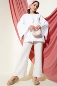 Önü Bağcıklı Geniş Kol Kimono Beyaz thumbnail 2