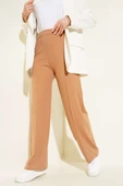 Bel Lastikli Çımalı Pantolon Camel thumbnail 2