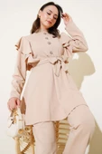 Omuz Fırfırlı Düğme Detaylı İkili Takım Bej thumbnail 2