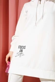 Kapüşonlu Yarım Fermuarlı Baskılı Tunik Beyaz thumbnail 4