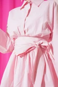 Kuşak Büzgülü Yarım Düğmeli Tunik Pembe thumbnail 4