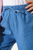 Püskül Detaylı Pantolon Kot Mavisi thumbnail 4