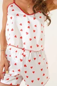 Kalp Desenli Askılı Saten Pijama Takımı Beyaz Kırmızı thumbnail 4