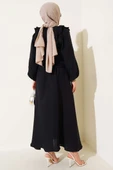 Fırfırlı Düğmeli Etekli Müslin İkili Takım Siyah thumbnail 3