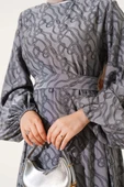 Bilek Lastikli Düğüm Desen Elbise Gri thumbnail 4
