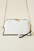 Fermuarlı Zincir Askılı Çanta Beyaz Kroko thumbnail 2
