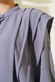 Önü Pile Detaylı Bolerolu Elbise Gri thumbnail 4