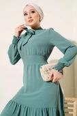 Önden Bağlama Detaylı Lastikli Elbise Çağla Yeşili thumbnail 2