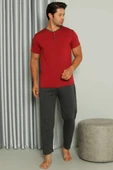 Şerit Detaylı Kısa Kol Erkek Pijama Takımı Bordo thumbnail 2