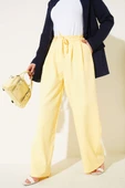Pile Detaylı İp Kuşaklı Pantolon Sarı thumbnail 2