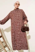 Desenli Tahta Düğmeli Uzun Gömlek Kahve thumbnail 1