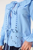 Bebe Yaka Nakışlı Bağlamalı Bluz Mavi thumbnail 4