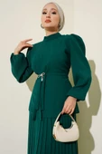 Yan Büzgülü Pileli Etekli İkili Takım Zümrüt - 2