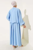 Önü Nevürlü Brit Düğmeli Etekli Takım Mavi thumbnail 3