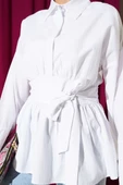 Gizli Düğmeli Bel Kuşaklı Gömlek Beyaz thumbnail 4