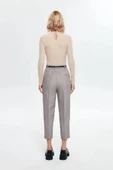 Quzu Kemerli Havuç Kadın Pantolon - 5