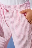 Beli Lastikli Gofre Pantolon Pembe thumbnail 4