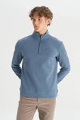Wrangler Erkek Half  Zip Sweatshirt W2520532405 thumbnail 1