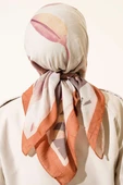Çiçekli Şeritli Bambu Kraş Eşarp Camel thumbnail 3