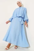 Önü Nevürlü Brit Düğmeli Etekli Takım Mavi thumbnail 1