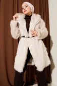 Geniş Yaka Kürklü Uzun Mont Bej thumbnail 1