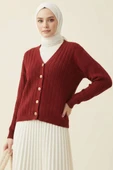 Saç Örgülü Düğmeli Triko Hırka Bordo thumbnail 1