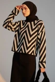 Zikzak Desen Ajurlu Triko Kazak Siyah thumbnail 1