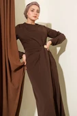 Gold Aksesuarlı Abiye Elbise Kahve thumbnail 2