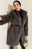 Geniş Yaka Kürklü Uzun Mont Füme thumbnail 2