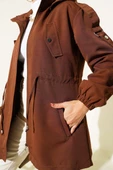 Bel Tünelli Kapüşonlu Trençkot Kahve thumbnail 4