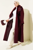 Yaka Kürklü Kuşaklı Uzun Kaban Bordo thumbnail 1