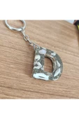 "D" HARFİ - Kıyı Esintisi Harf Anahtarlık (A–Z) – Gerçek Deniz Kabuğu, Kum ve Şeffaf Epoksi– El Yap thumbnail 1