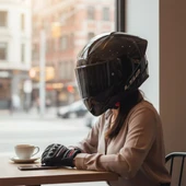 LS2 RAPID 2 R PARLAK SİYAH MOTOSİKLET KASKI SİYAH VE ŞEFFAF VİZÖR + SPOİLER thumbnail 3