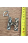 "H" HARFİ - Kıyı Esintisi Harf Anahtarlık (A–Z) – Gerçek Deniz Kabuğu, Kum ve Şeffaf Epoksi– El Yap thumbnail 3