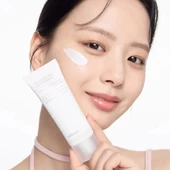 Celimax Oil Control Light Sunscreen SPF50+ PA++++ Yağlı Ciltler İçin Güneş Koruyucu 40 ml thumbnail 2