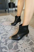 OPS 10 1139 Topukla Kadın Ince Topuklu Fermuarlı Bot thumbnail 5