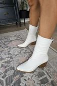 0PS 019 201 Topukla Kadın Kalın Topuklu Yarım Çizme thumbnail 5