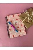 Süresiz Günlük Ajanda | Çilek ve Çiçek Desenli Spiral Planlayıcı Defter - 1