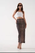Uzun yırtmaçlı ince kumaş etek leopar thumbnail 4
