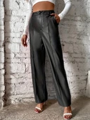 Kadın önden Fermuarlı Cepli Geniş Kesim Lame Deri Pantolon thumbnail 2