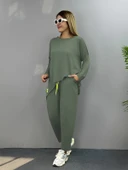 MDB Kadın Iki Iplik Viskon Pamuk Kumaş Arma Detaylı Ikili Takım thumbnail 1