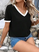 MDB Kadın Kısa Kollu V Yakalı Viskon Bluz thumbnail 1